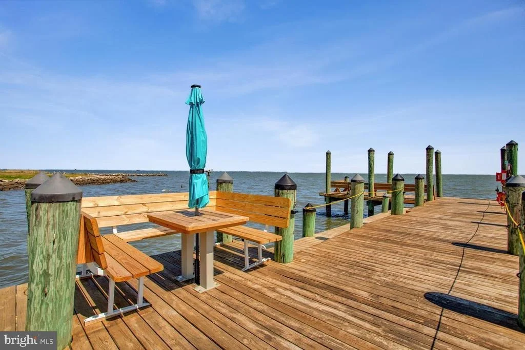 Photo of 4912 MARINERS DRIVE