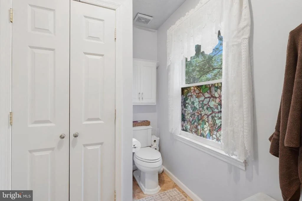 Photo of 24 SYDNEY CIRCLE