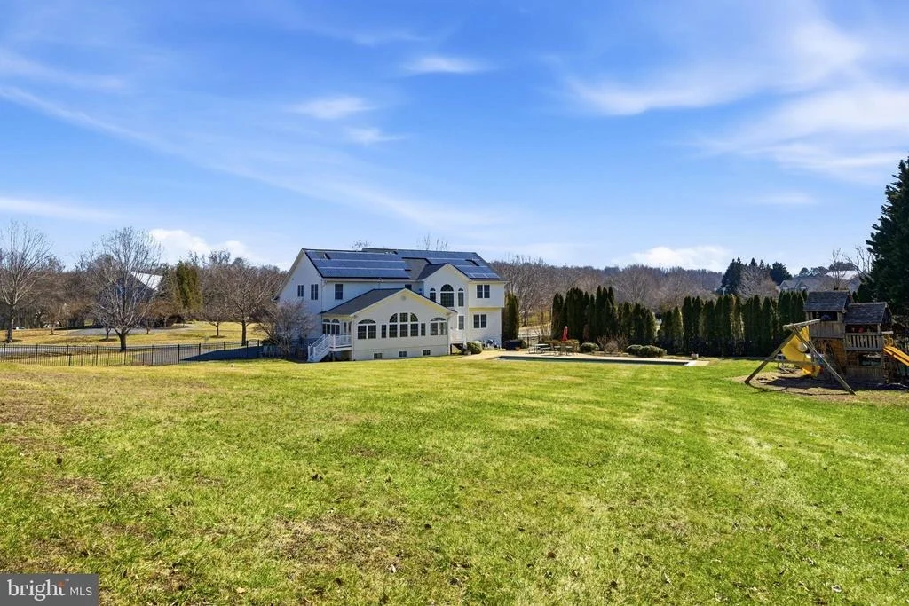 Photo of 12110 LONGLEAF LANE