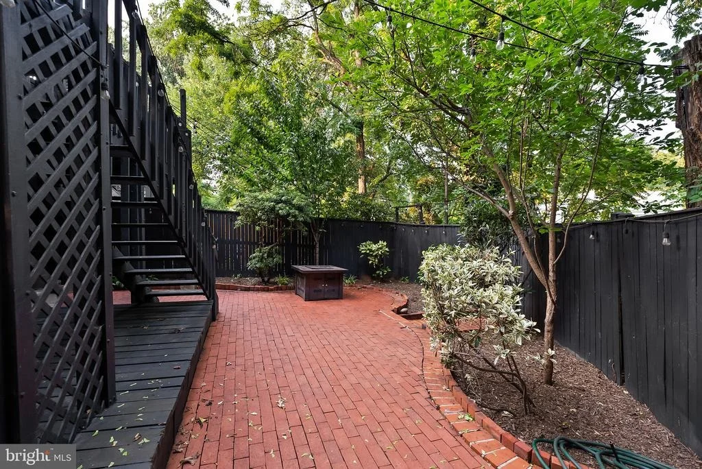 Photo of 2201 OBSERVATORY PLACE NW