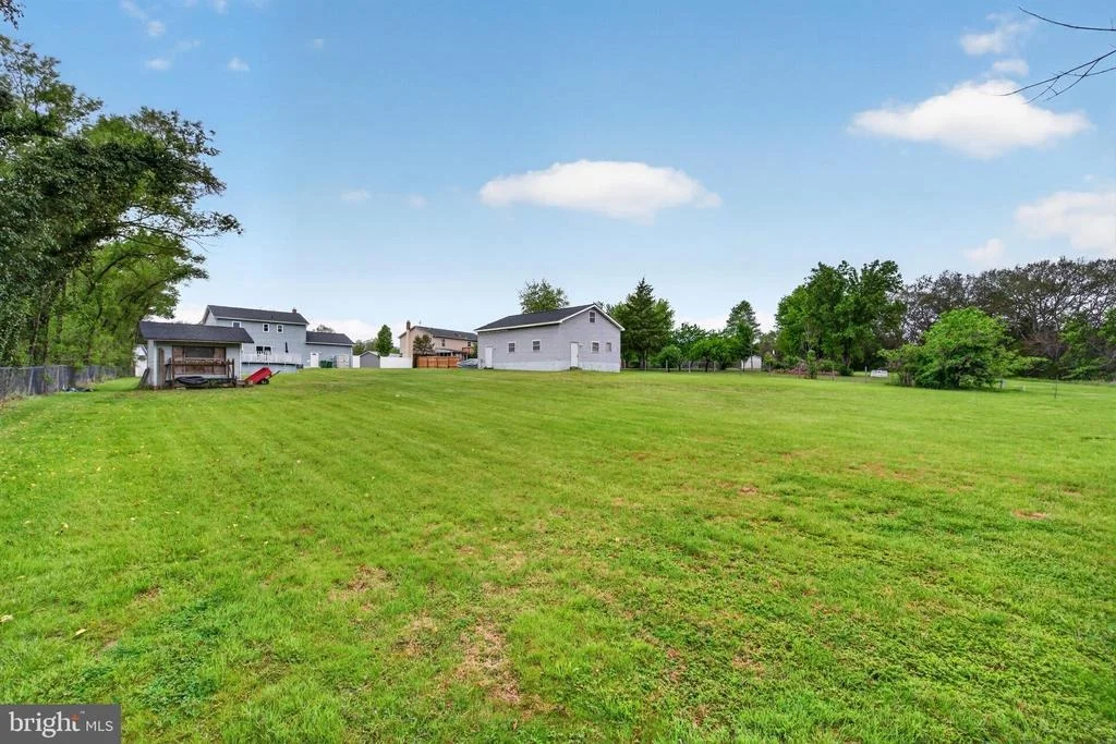 Photo of 10985 BLAKE LANE
