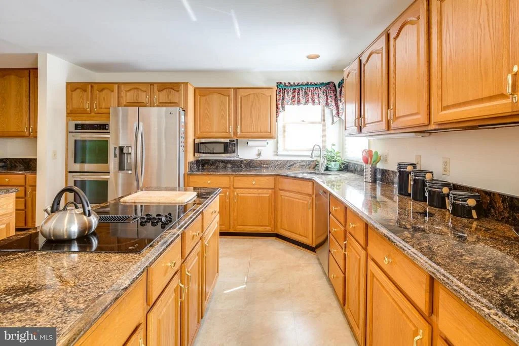 Photo of 6104 SHADED LEAF COURT