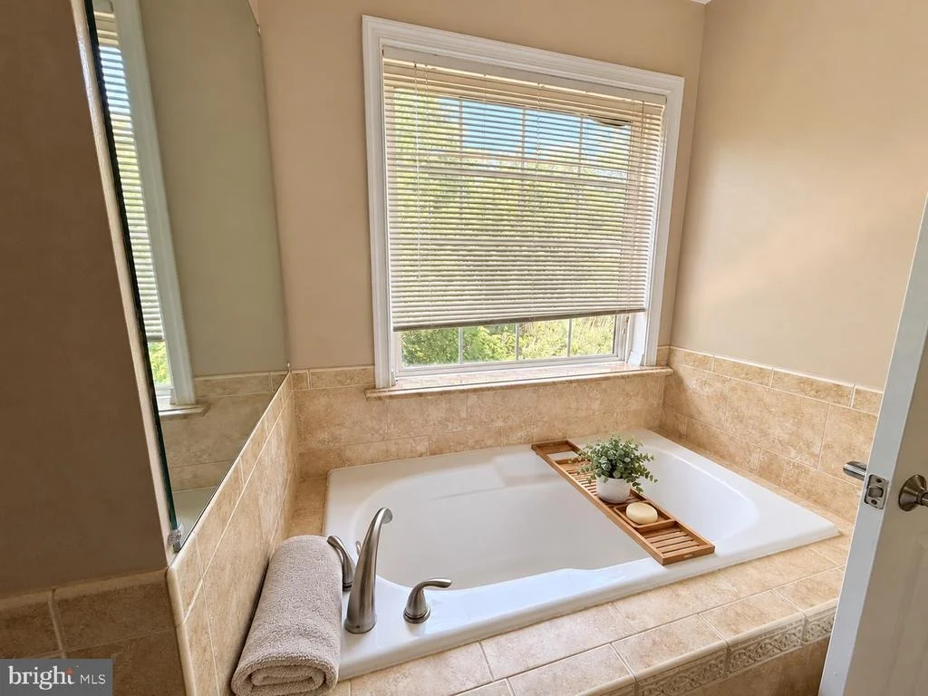 Photo of 22597 MAISON CARREE SQUARE