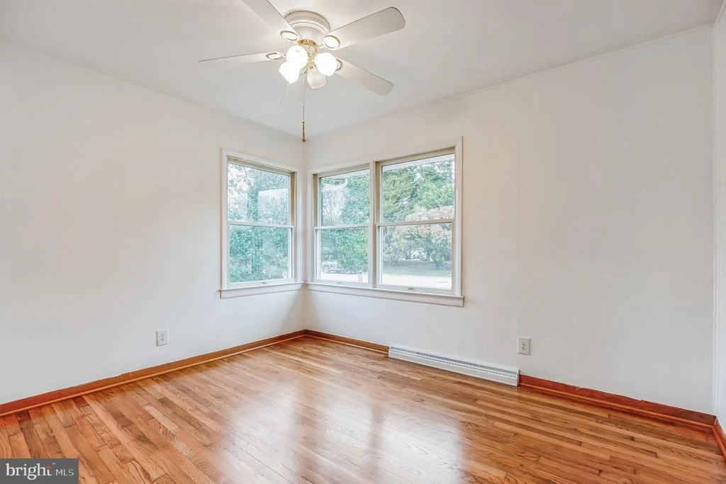 Photo of 565 TWIN COVE LANE
