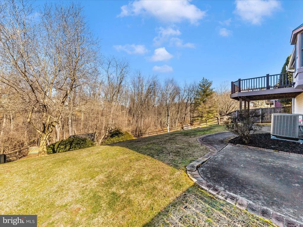 Photo of 446 BENNETT CERF DRIVE
