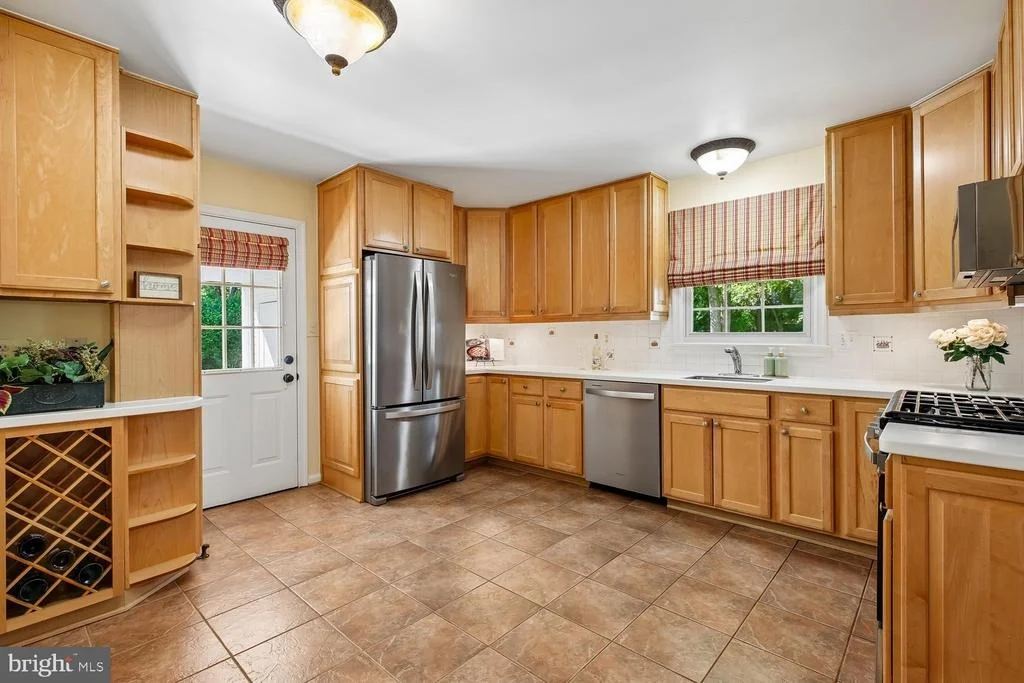 Photo of 1525 ARBOR VIEW ROAD