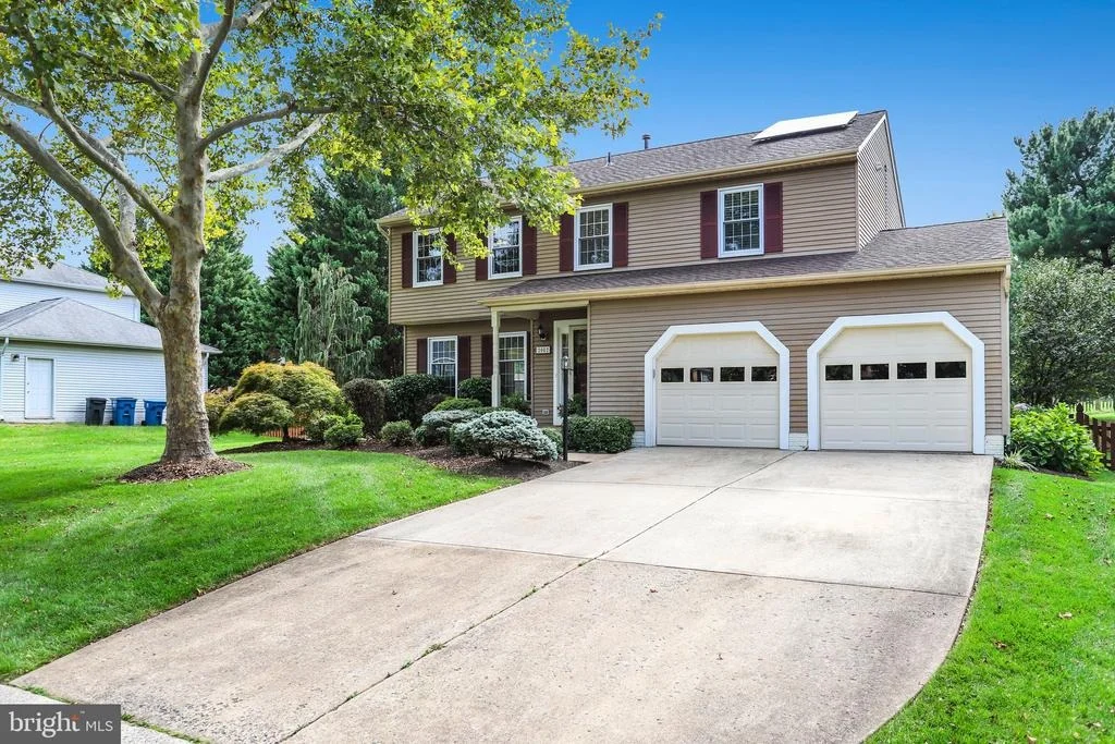 Photo of 2002 JONATHAN DRIVE