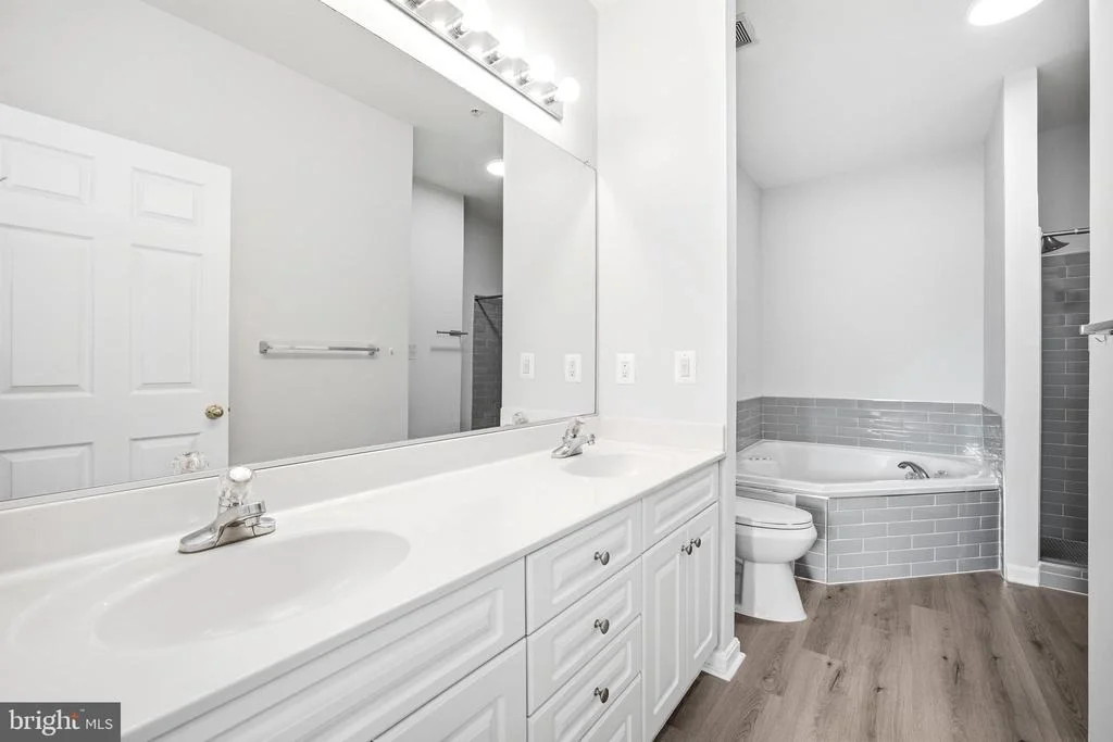Photo of Unit 310 at 2665 MANHATTAN PLACE