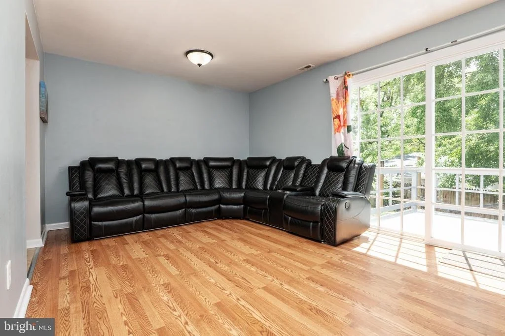Photo of 1734 RIDGELY ROAD