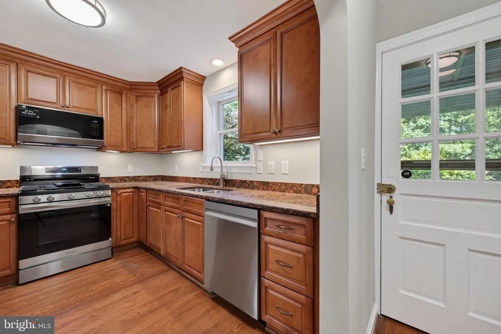 Photo of 9802 FOREST GROVE DRIVE