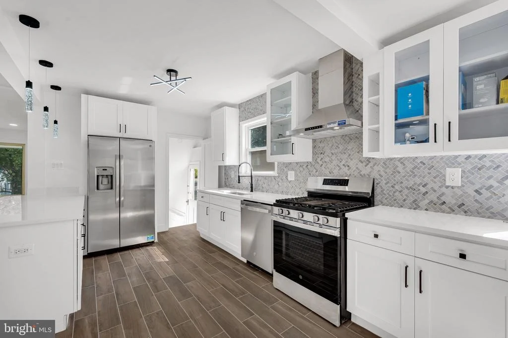 Photo of 710 SILVER SPRING AVENUE