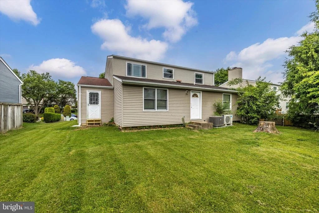 Photo of 1810 ROCKY GLEN DRIVE