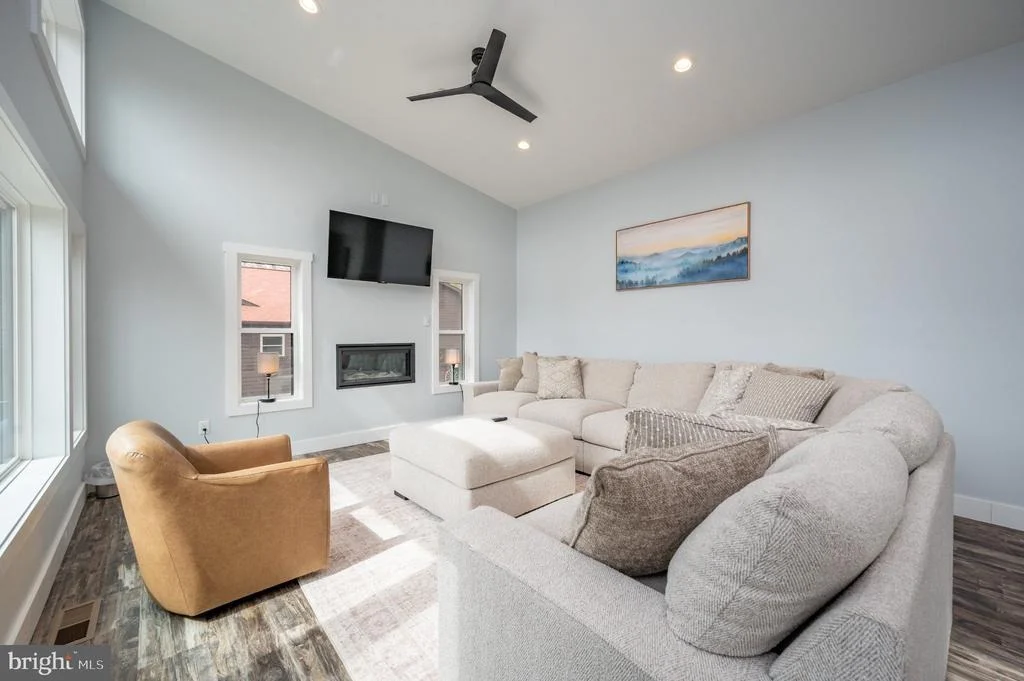 Photo of 78 GLEN COVE CIRCLE