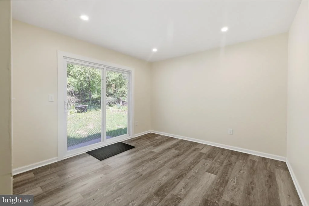 Photo of 24823 CUTSAIL DRIVE
