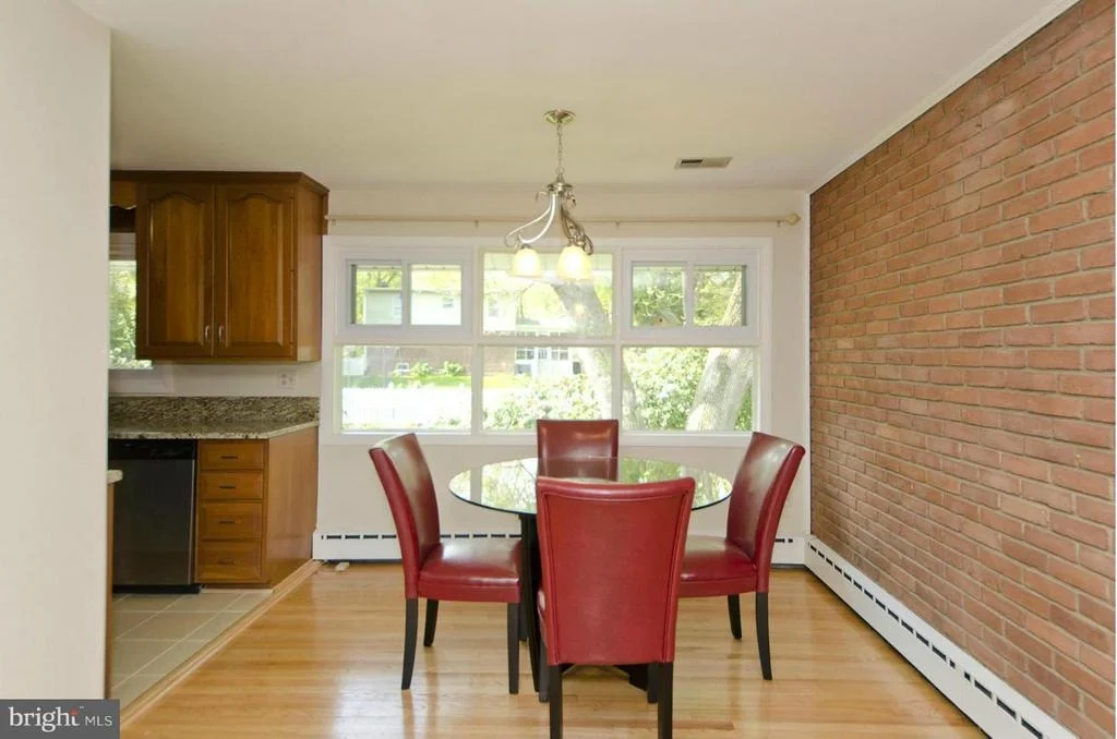 Photo of 6631 IVY HILL DRIVE