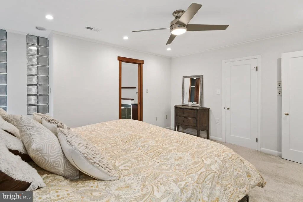 Photo of 1613 FOREST LANE