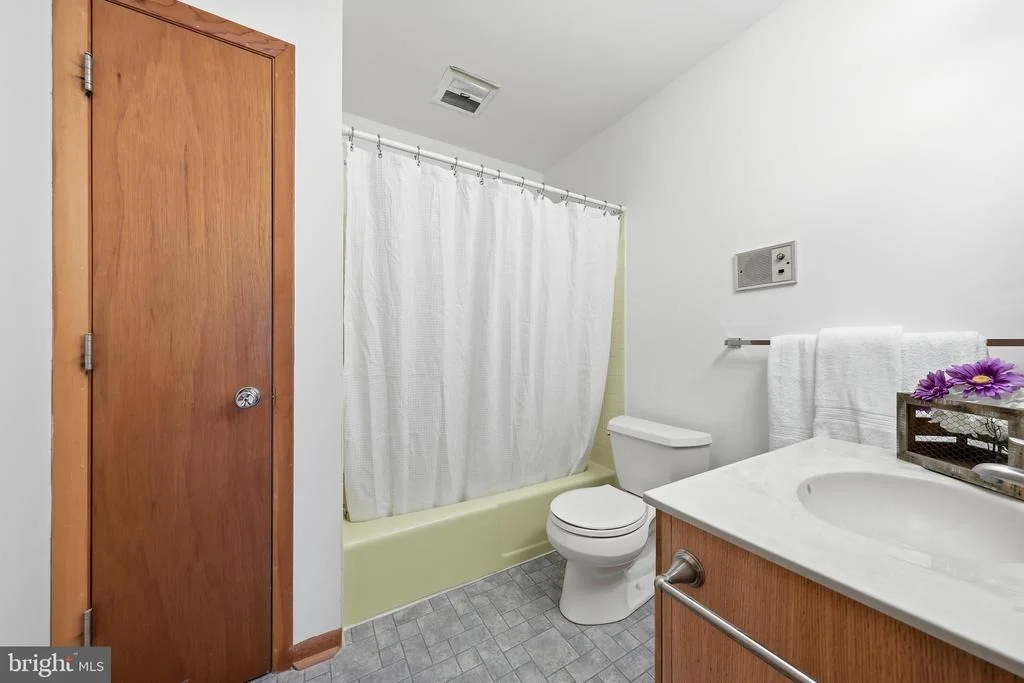 Photo of 7913 JUNIPER DRIVE