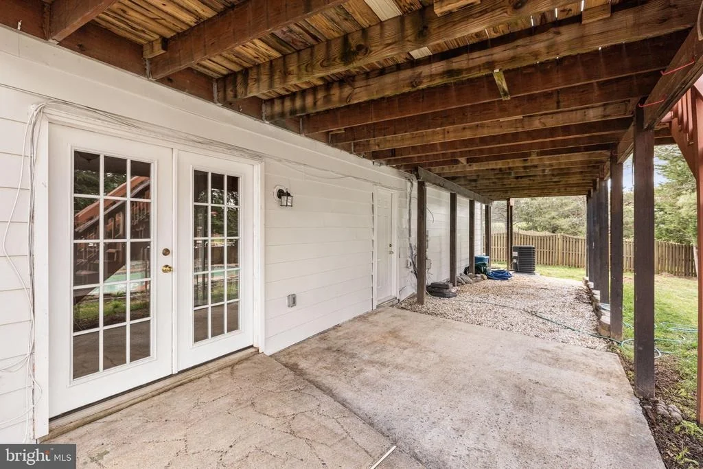 Photo of 6104 BROADWICK COURT