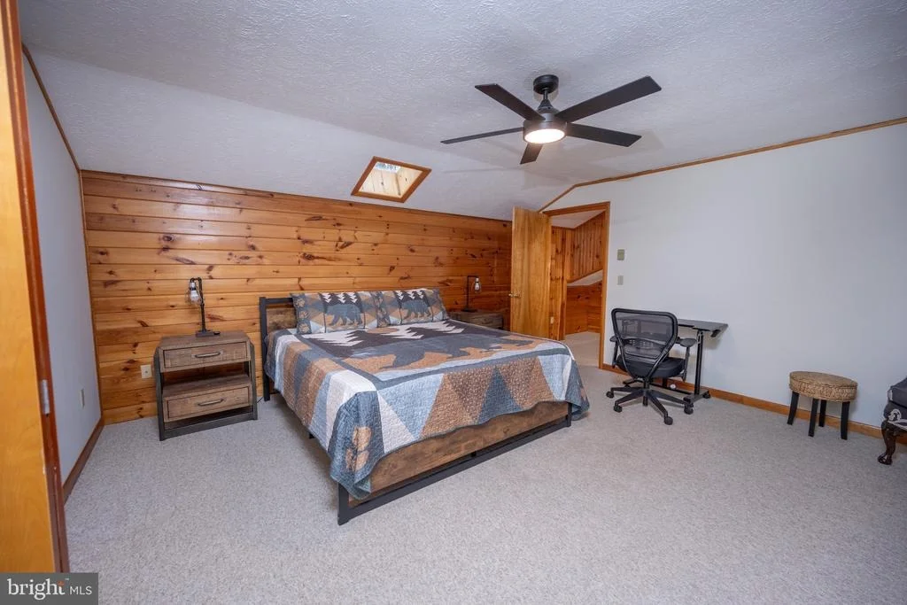 Photo of 526 GLEANINGS DRIVE
