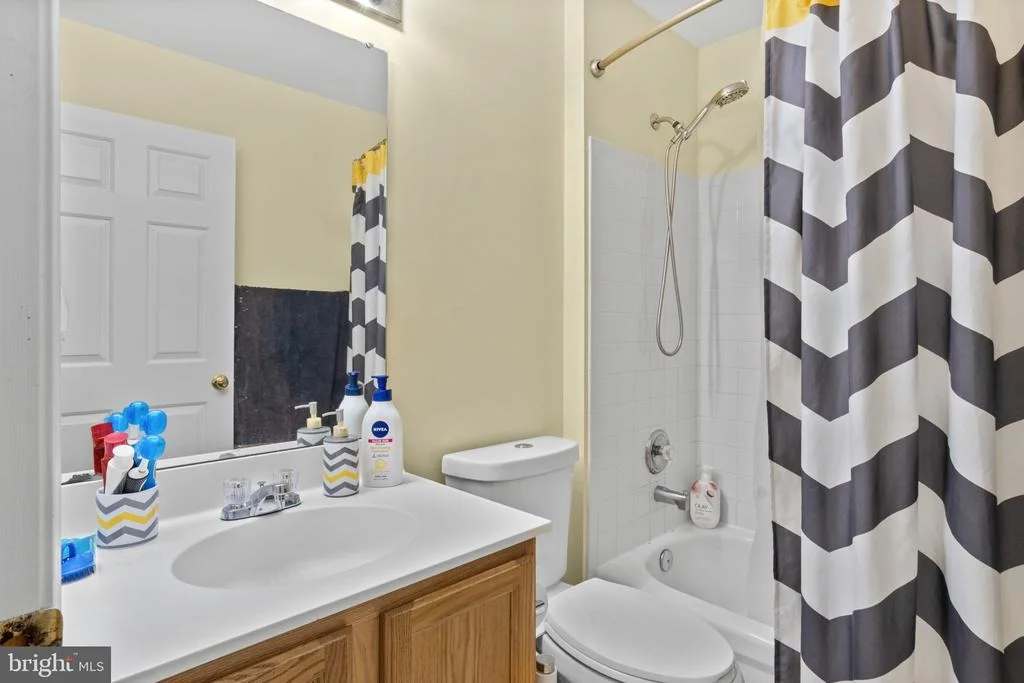 Photo of 33 JADE DRIVE