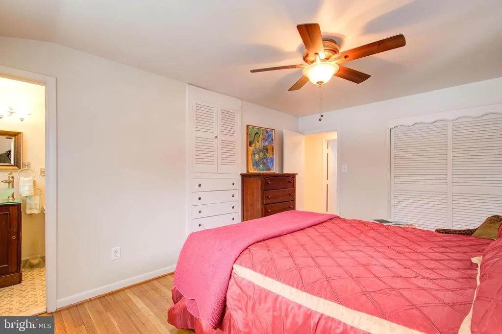 Photo of 611 HILLSBORO DRIVE