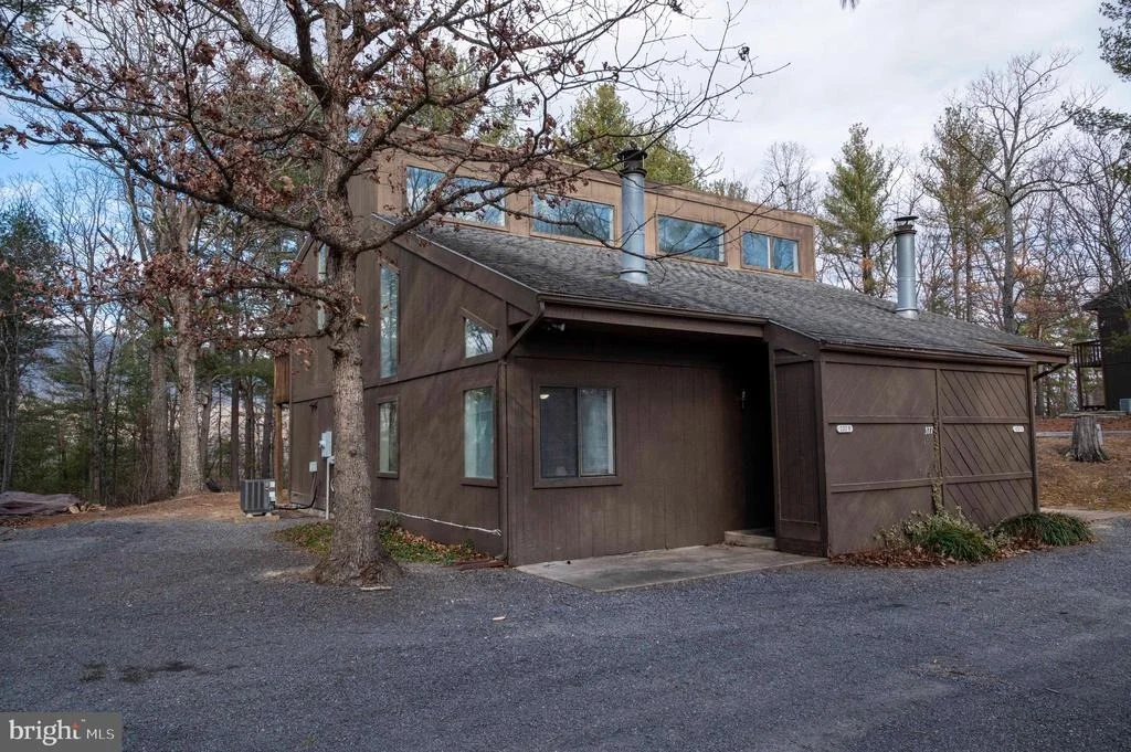 Photo of Unit 100AB at 377 SPITZ