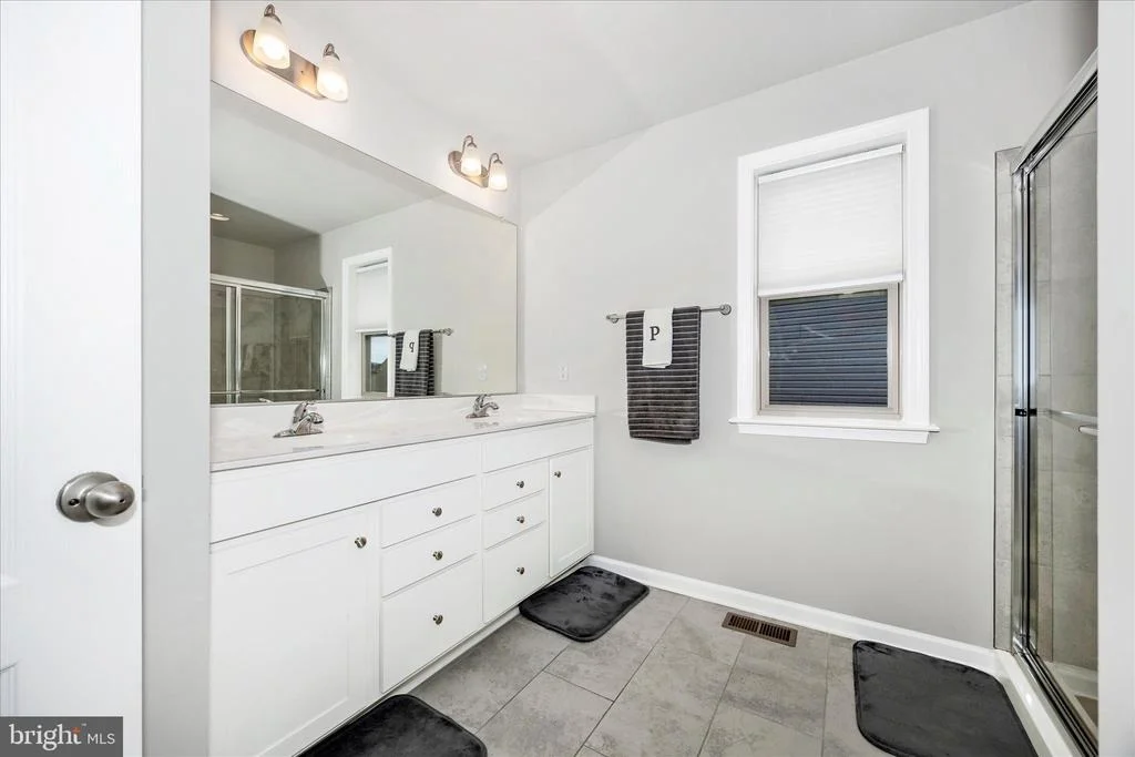 Photo of 1701 EVANSBERRY DR