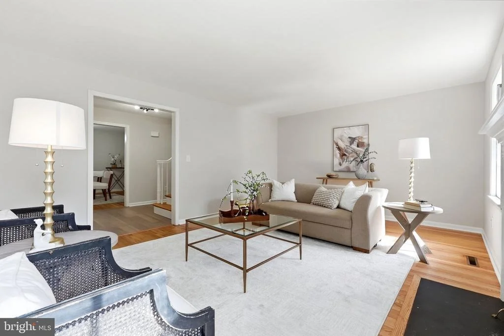 Photo of 28405 HONEYSUCKLE DRIVE