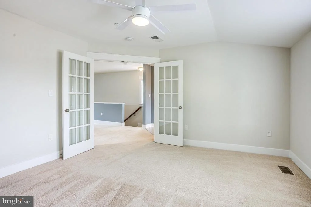 Photo of 614 N BENTZ STREET N