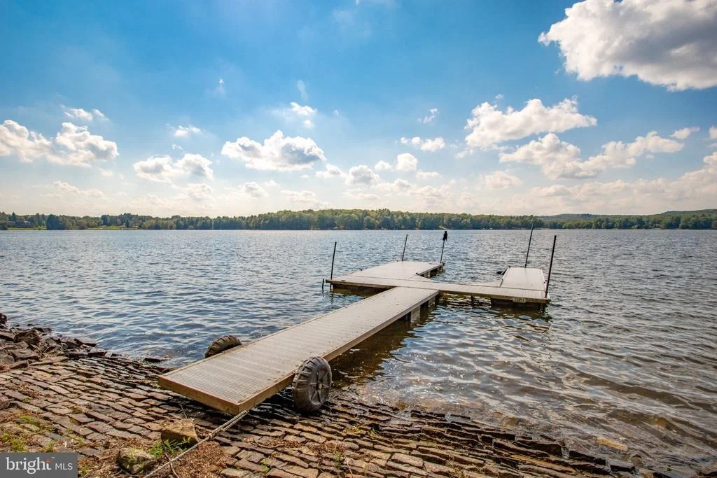 Photo of 1677 SHORELINE DRIVE