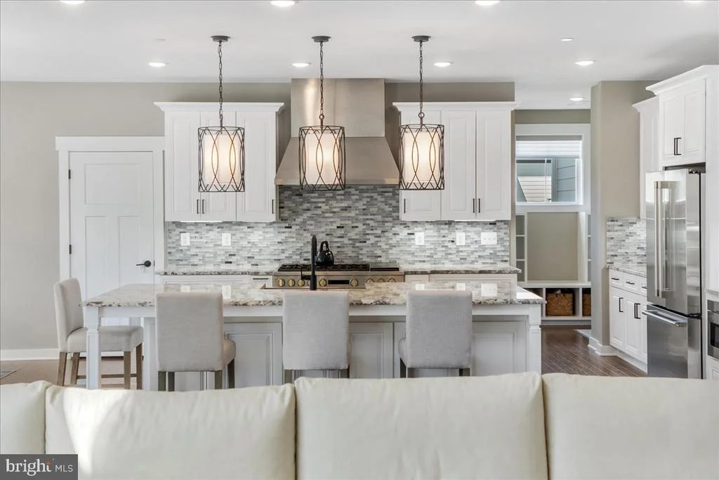 Photo of 7172 MEADOWBROOKE DRIVE