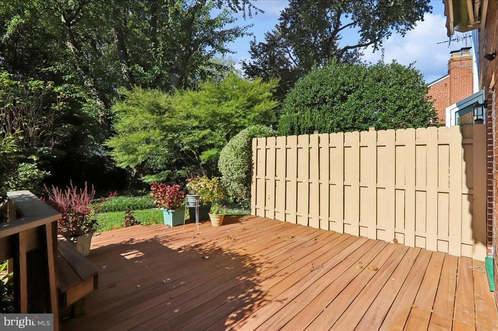 Photo of 8616 LYNBROOK DRIVE