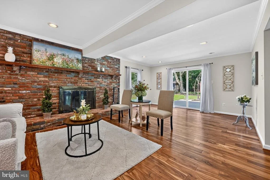 Photo of 8327 SAIL COURT