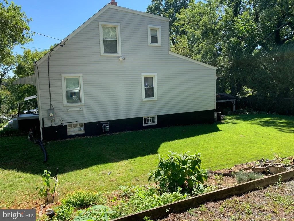 Photo of 1801 ARCADIA AVENUE
