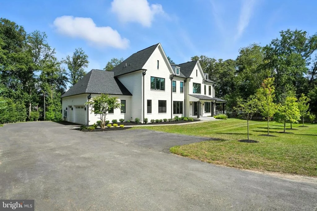 Photo of 1321 HUNTER MILL ROAD