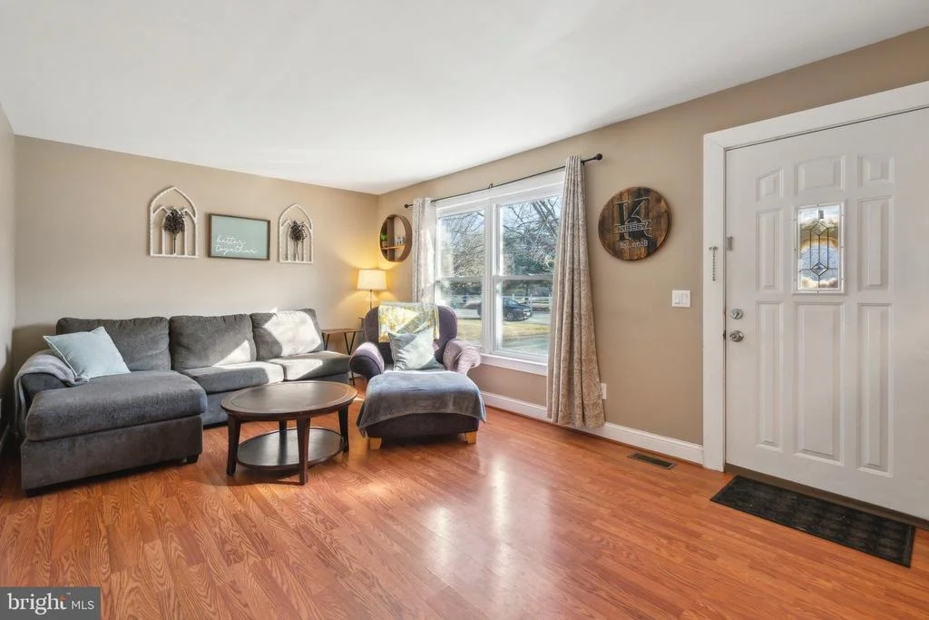 Photo of 2709 COX NECK ROAD