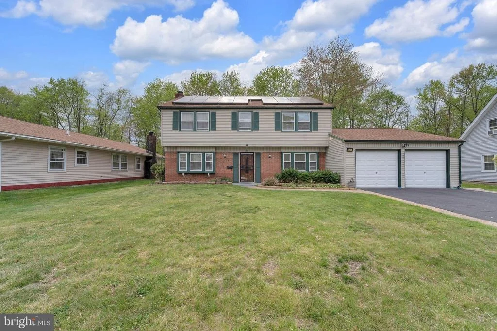 Photo of 13 NORTHAMPTON DRIVE