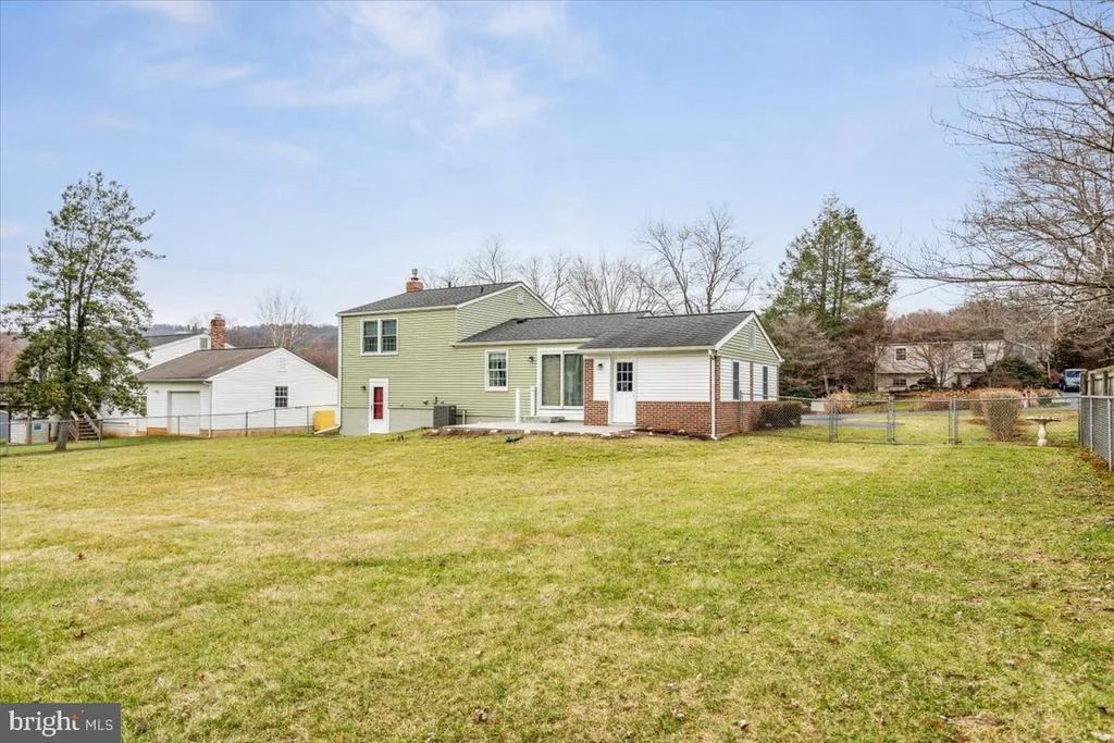 Photo of 7016 WILLOW TREE DRIVE S