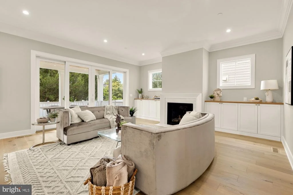 Photo of 9508 FOREST ROAD