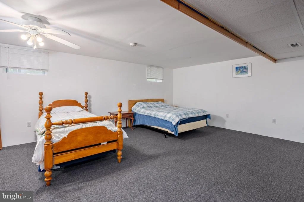 Photo of 1045 DOYLE ROAD