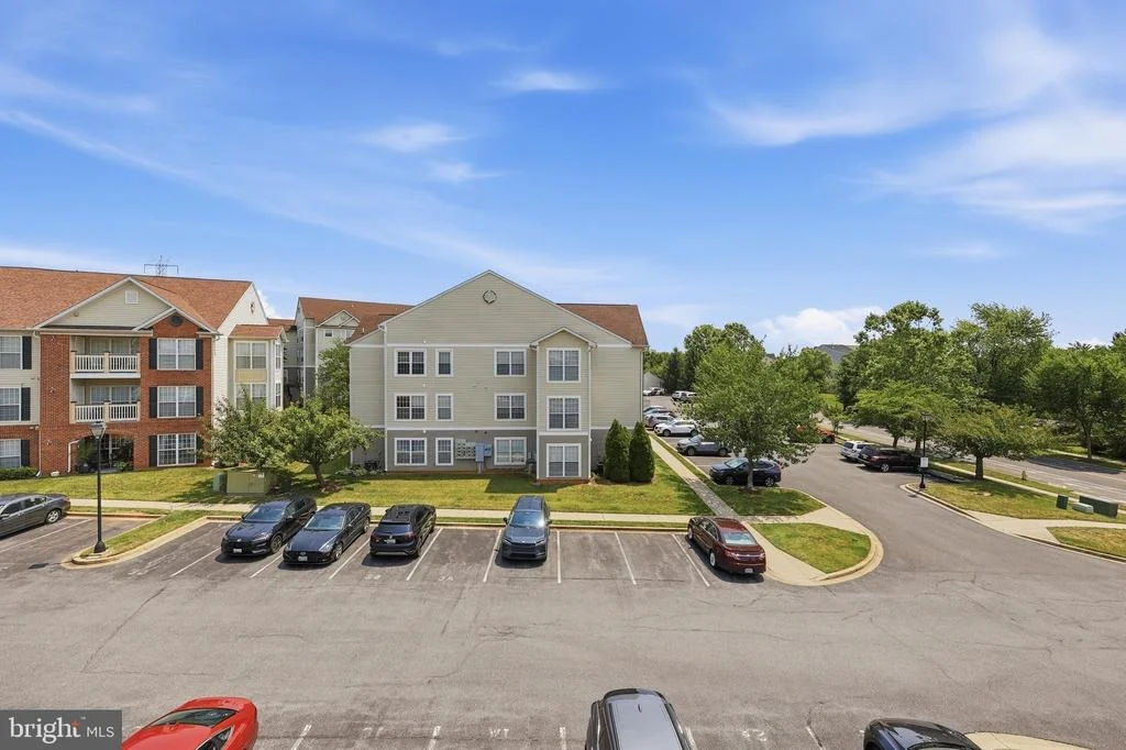 Photo of Unit 3A at 2501 COLERIDGE DRIVE
