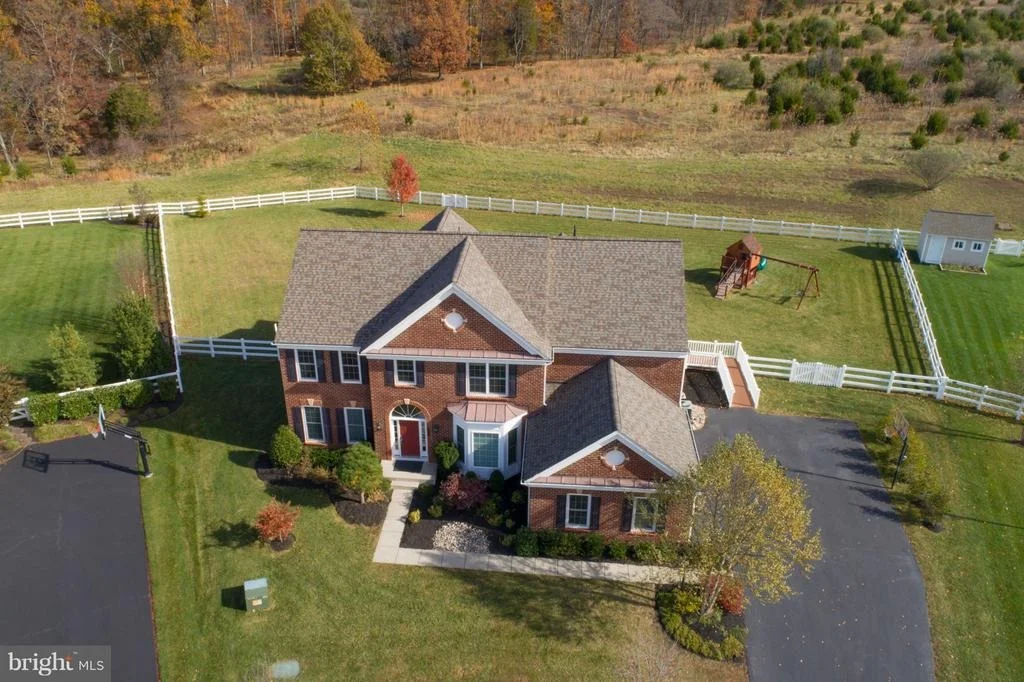 Photo of 20610 HUTTON CIRCLE