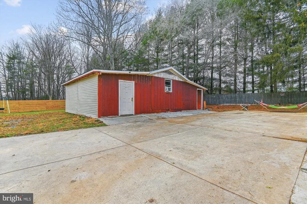 Photo of 307 CROWL ROAD