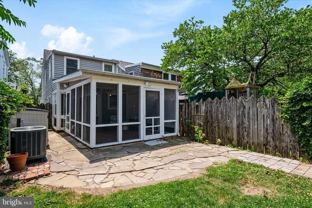 Photo of 418 CHESAPEAKE AVENUE