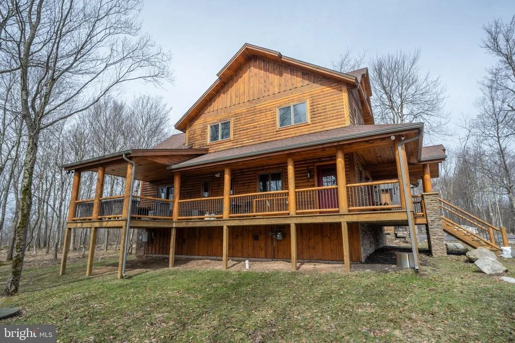 Photo of 276 SUNDANCE WAY