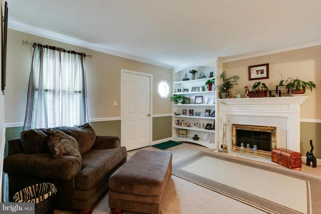Photo of 927 WATERS AVENUE