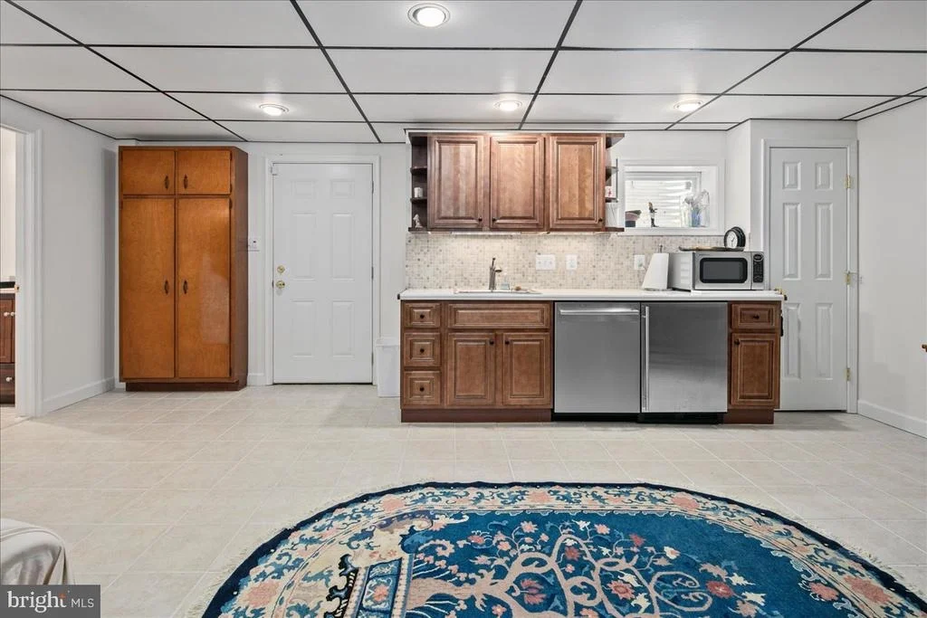 Photo of 9352 MOUNT VERNON CIRCLE