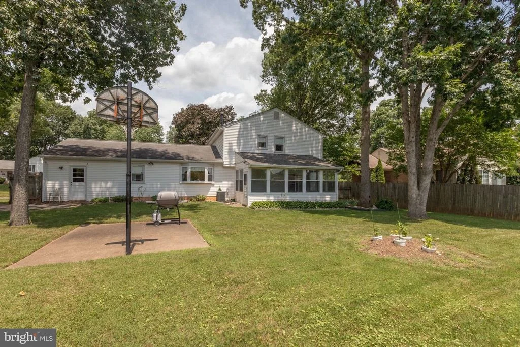 Photo of 9696 COPELAND DRIVE