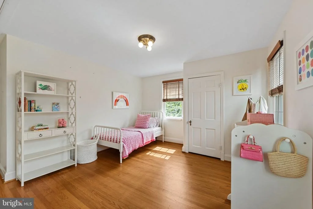 Photo of 7313 YORKTOWNE