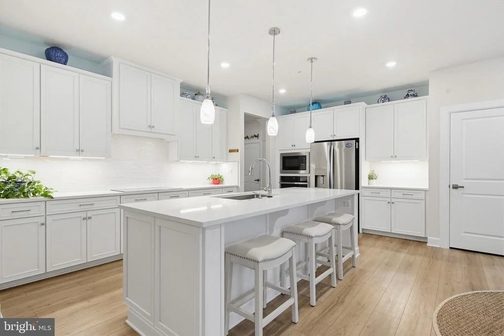 Photo of 2605 BROADLEAF DRIVE